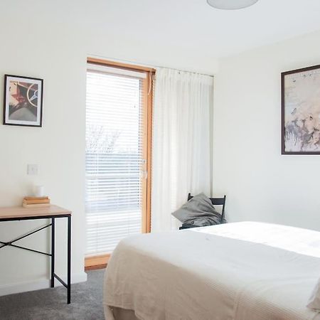 2 Bed 2 Bath Apartment With Canal View Dublin Exterior photo